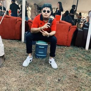 Meet your Posher, Omar